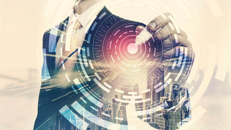 Digitalisierung versus Menschlichkeit: So sieht Karriere in Zukunft aus Digitalisierung versus Menschlichkeit: So sieht Karriere in Zukunft aus