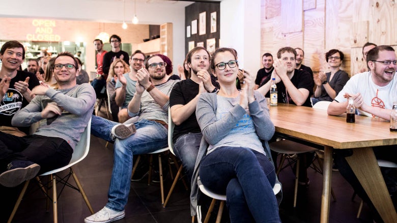 Warum bei Sipgate die Mitarbeiter entscheiden, wer ins Team kommt Warum bei Sipgate die Mitarbeiter entscheiden, wer ins Team kommt
