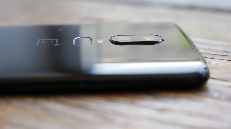 Die Hauptkamera ragt beim Oneplus 6 nur leicht aus dem Gehäuse. (Foto: t3n.de)