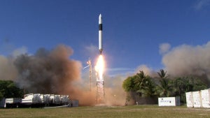 Starlink: SpaceX bringt weitere 60 Satelliten ins All