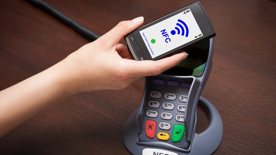 Bye-bye, Kartenkontakt: NFC-Forum verbessert das kontaktlose Bezahlen