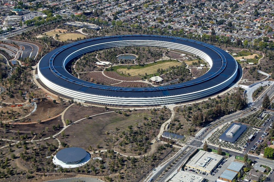 Apples Headquarter in Cupertino: Irgendwo auf diesem Bild könnte eine Gebäude-Gruppe sein, die laut Apple statt einer Milliarde doch nur 200 Dollar wert ist. Vielleicht der Billo-Büro-Ring in der Mitte?