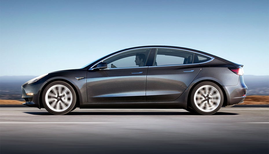 Das Tesla Model 3 kommt bald auch endlich als Basismodell ab 35.000 US-Dollar. (Bild: Tesla)