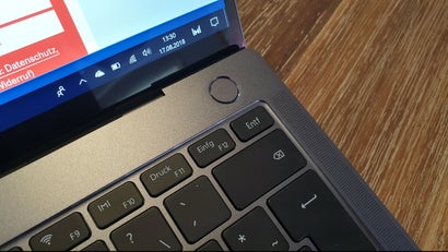 Im Powerbutton des Huawei Matebook X Pro steckt auch ein Fingerabdrucksensor. (Foto: t3n.de)