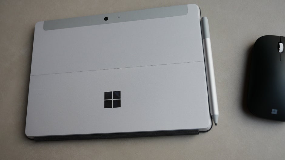 Das Surface Go von hinten. (Foto: t3n.de)