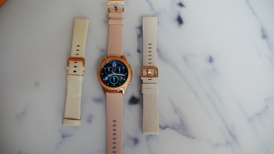 Für die Galaxy Watch hat Samsung allerhand Ersatz-Armbänder parat. Jegliche 20- bzw. 22-Millimeter-Bänder passen aber auch. (Foto: t3n.de)