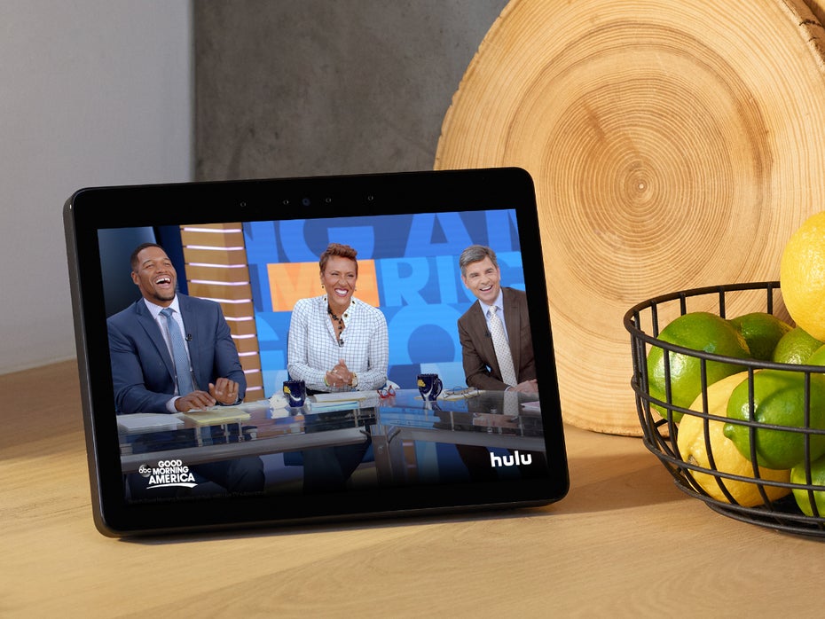 US-only: Hulu und andere Sender lassen sich auch dem Echo Show konsumieren. (Bild: Amazon)