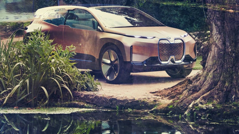 BMW rückt beim iNext vom autonomen Fahren ab