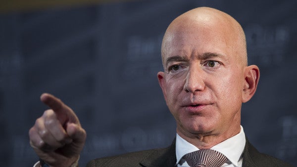 Zeitmanagement à la Jeff Bezos: Warum er wichtige Meetings nur zwischen 10 und 12 Uhr erlaubt