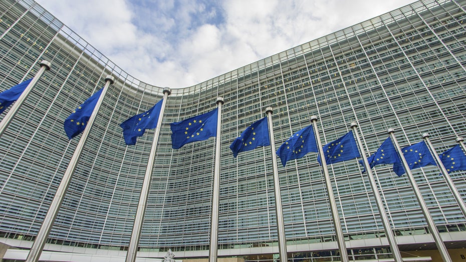 Das EU-Parlament. (Foto: glen photo / Shutterstock.com) Anzahl der Werbe-Tracker ist seit DSGVO-Einführung rückläufig
