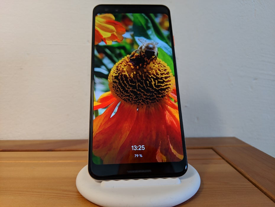 Pixel 3 auf Googles Pixel-Stand. (Foto: t3n.de)Pixel 3 auf Googles Pixel-Stand. (Foto: t3n.de)