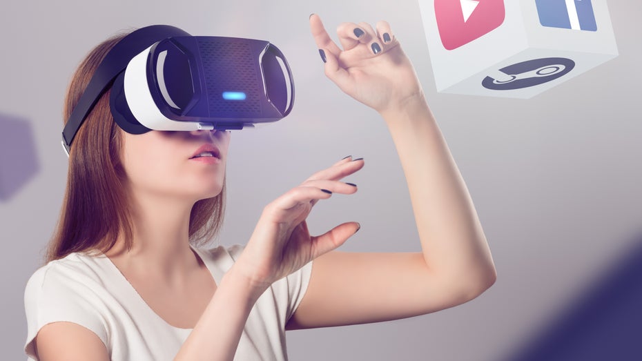 Mit AR-Brillen kann man auch was Vernünftiges machen. (Bild: Varna Bulgaria/ Shutterstock) Diese KI kann vorhersagen, was als Nächstes passiert