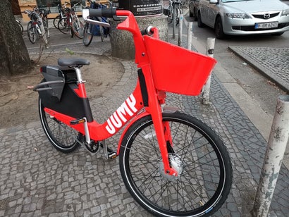 In Berlin stehen seit Ende November die ersten Jump Bikes von Uber. (Foto: t3n.de)