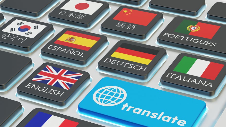 Software-Roboter unterstützen Shopbetreiber bei der Internationalisierung im E-Commerce. (Grafik: Shutterstock) E-Commerce: So erstellen Textroboter Content für deinen Shop