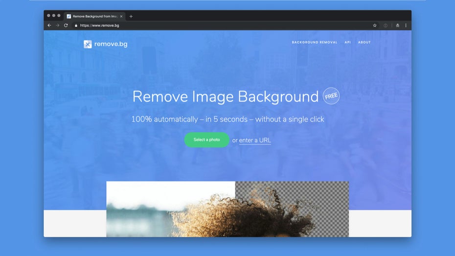 Bei remove.bg brauchen Nutzer das Bild nur hochladen, das Freistellen übernimmt die Software automatisch. (Screenshot: remove.bg) Dieses kostenlose Web-Tool stellt Personen in Fotos frei