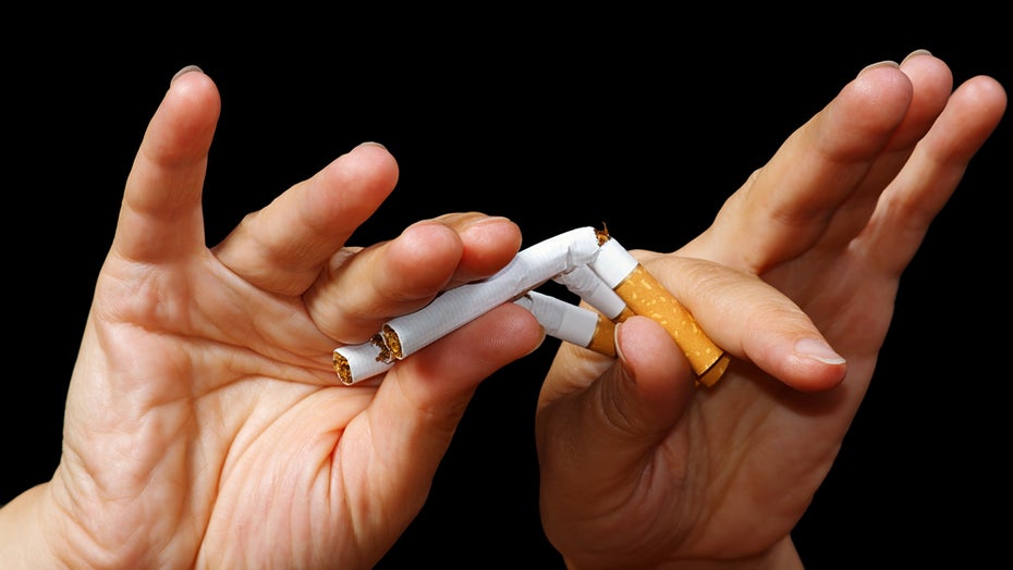 Nichtraucher werden? Mit „Smoke Free – Jetzt Nichtraucher“ (kostenlos für iOS und Android) und „QuitNow!“ (kostenlos für iOS und Android) werden Raucher dabei unterstützt, endlich mit dem ungesunden Laster aufzuhören. (Foto: Shutterstock-Boris Bulychev)