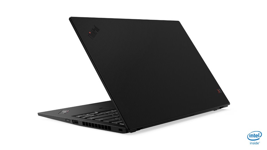 Lenovo Thinkpad X1 Carbon 2019 mit optionalem Carbon-Cover. (Bild: Lenovo)