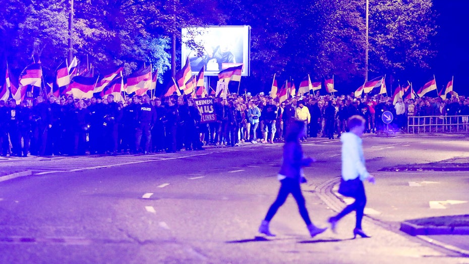 Posts und Vorurteile: Dein Newsfeed kann nichts für die AfD Posts und Vorurteile: Dein Newsfeed kann nichts für die AfD