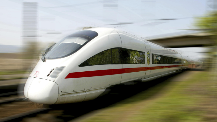 Neujahrsvorsatz der Deutschen Bahn: Nahtloses Surfen in Zügen und Bahnhöfen