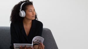 Surface Headphones im Test: Microsofts Kopfhörer-Debüt hat den Dreh raus