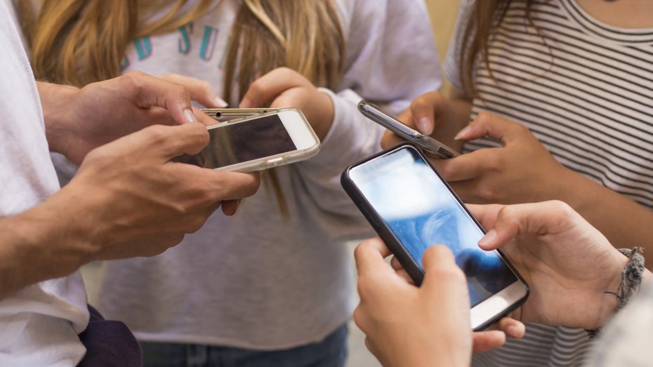 Neue Mobilfunk-Generation: 5G-Smartphones werden bezahlbar Neue Mobilfunk-Generation: 5G-Smartphones werden bezahlbar