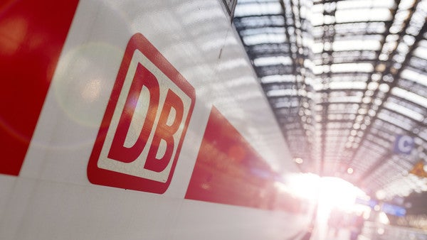 Deutsche Bahn: Träges Betriebssystem des neuen IC2 verzögert Zugfahrten
