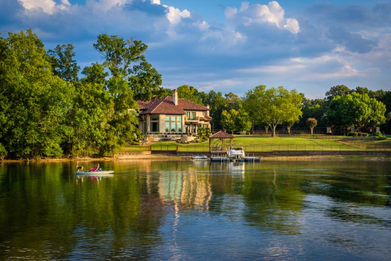 Haus am See (Symbolbild)