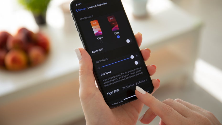 iPhone: Dark Mode spart ordentlich Akku