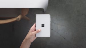 Das Surface Phone lebt: Microsoft gibt Vorgeschmack auf faltbares Surface Duo mit Android