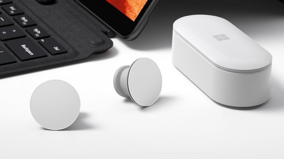Surface Earbuds: Microsofts True-Wireless-Ohrstöpsel können euer Gesagtes transkribieren