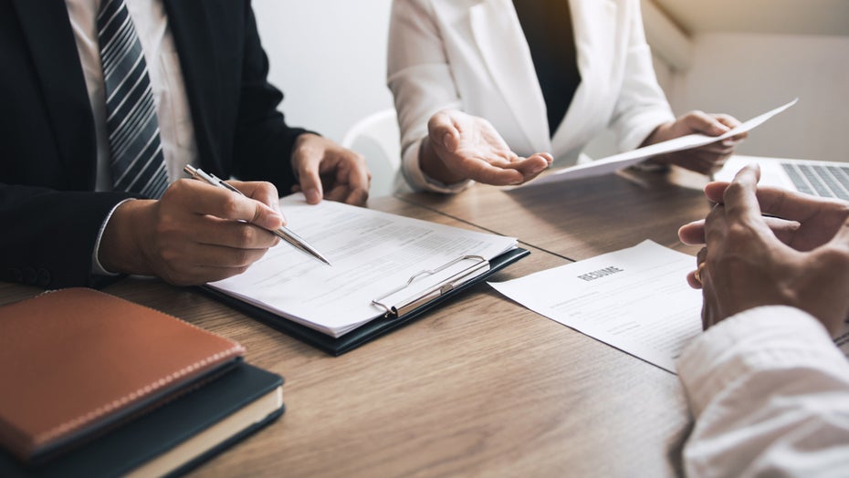 Stell dir vor, es ist Bewerbungsgespräch, aber niemand kommt. (Foto: Shutterstock) Job-Ghosting: Immer mehr Bewerber tauchen nach Zusage ab