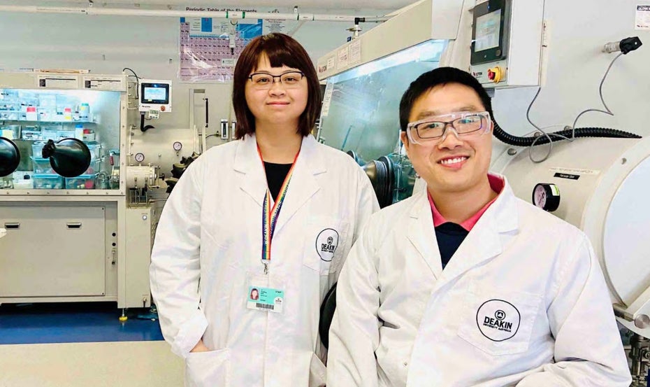 Fangfang Chen und Xiaoen Wang von der Deakin-Universiät bezeichnen ihre Forschungsergebnisse als "Durchbruch". (Foto: Deakin University)