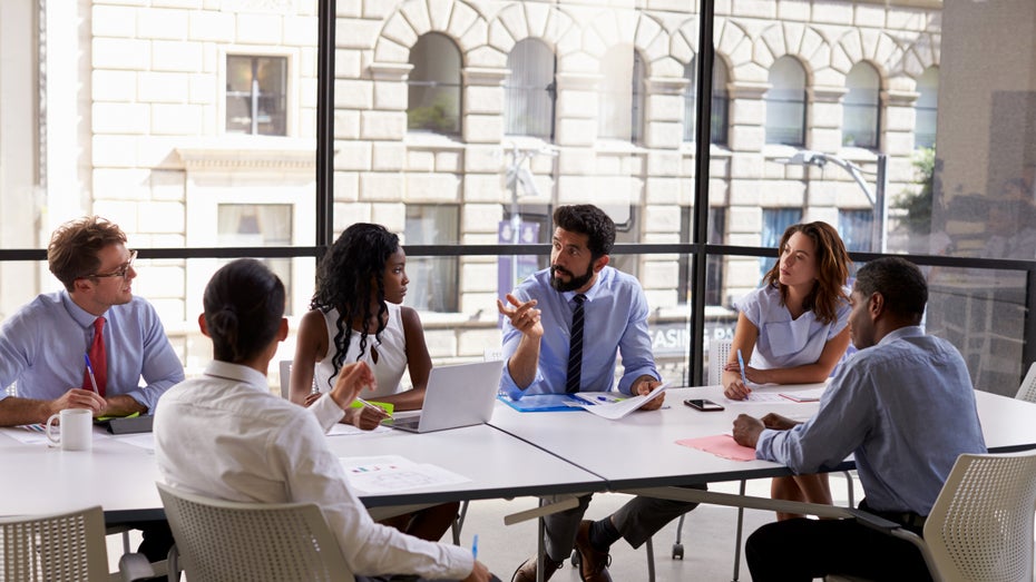 Stühle rücken – so sitzt ihr perfekt fürs Teammeeting