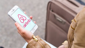 Mehr Buchungen als vor einem Jahr: Airbnb erholt sich vom Umsatzeinbruch
