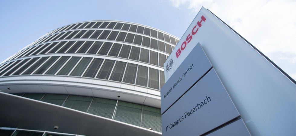 Arbeiten in der Corporate-IT bei Bosch: Mit Bits und Bytes zu mehr Business Arbeiten in der Corporate-IT bei Bosch: Mit Bits und Bytes zu mehr Business