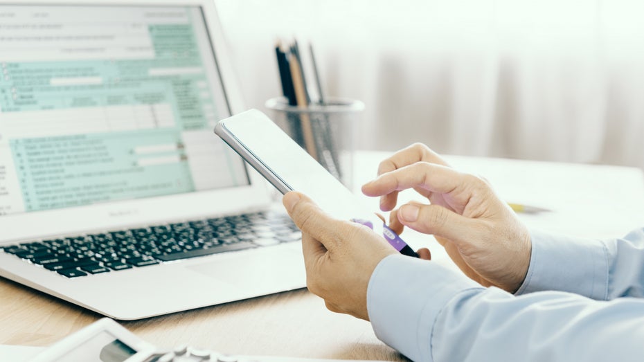 Geld zurückholen: Die Steuererklärung für Arbeitnehmer Geld zurückholen: Die Steuererklärung für Arbeitnehmer