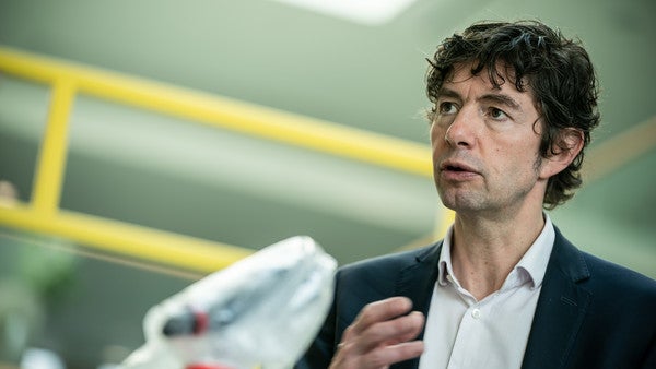Drosten für App zur Kontaktverfolgung: „Bevorzugtes Werkzeug“ Drosten für App zur Kontaktverfolgung: „Bevorzugtes Werkzeug“