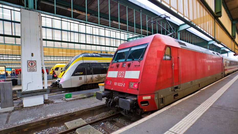 Mit KI und Kamera: Bahn will Passagierfluss digital auswerten Mit KI und Kamera: Bahn will Passagierfluss digital auswerten