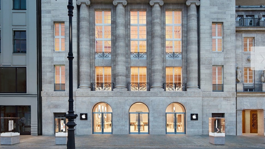 Mit Fiebermessung vor Einlass: Apple öffnet seine Stores in Deutschland wieder Mit Fiebermessung vor Einlass: Apple öffnet seine Stores in Deutschland wieder