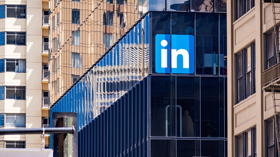 Jobsuche auf Linkedin: Bewerber sollen sich per Video vorstellen Jobsuche auf Linkedin: Bewerber sollen sich per Video vorstellen