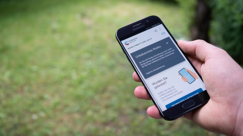 Corona-Warn-App funktioniert auf iPhones ebenso schlecht wie unter Android Corona-Warn-App funktioniert auf iPhones ebenso schlecht wie unter Android