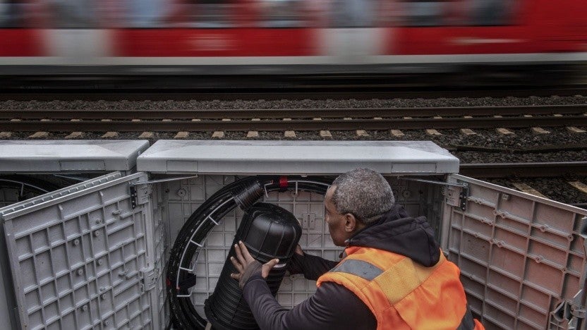 Deutsche Bahn: DB Broadband bietet mehr als Glasfaser an
