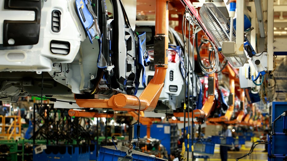 Zukünftig könnten die Batterien direkt in das Chassis eingebaut werden. (Foto: narai chal / Shutterstock) CATL will Batterien direkt in Elektroauto-Chassis verbauen