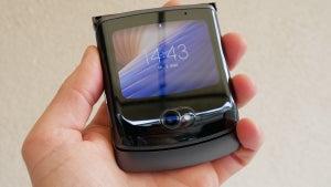 Motorola Razr 5G im Hands-on: Neuauflage des Klapphandys kommt mit besserer Kamera und mehr Akku