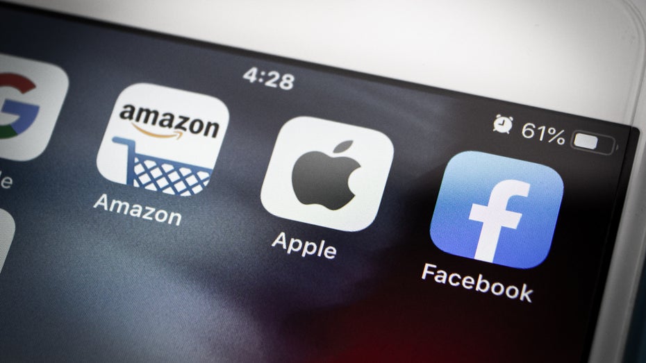 Kartellamt untersucht Beziehungen von Amazon und Apple