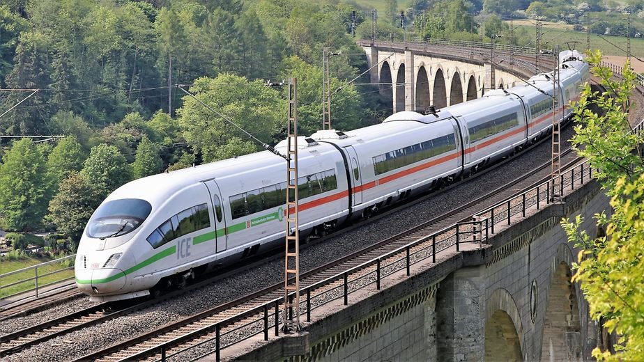 „Homeoffice“ für Lokführer: 5G-Netz soll Züge aus der Ferne steuern lassen