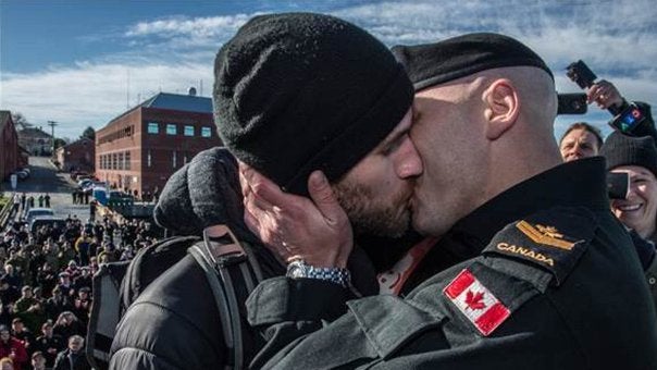 #ProudBoys: Schwule Twitternutzer kapern den Hashtag der Rechtsextremen #ProudBoys: Schwule Twitternutzer kapern den Hashtag der Rechtsextremen