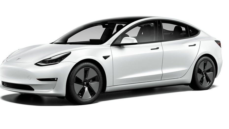 Verbesserte Akkus: Teslas neues Model 3 schafft mehr Reichweite