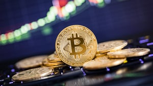 Bitcoin erholt sich und überschreitet 50.000-Dollar-Marke