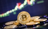 Bitcoin steigt auf über 58.000 Dollar: Experten sagen 60k voraus